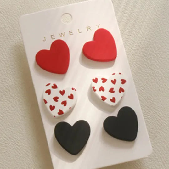 Red Heart Stud Set
