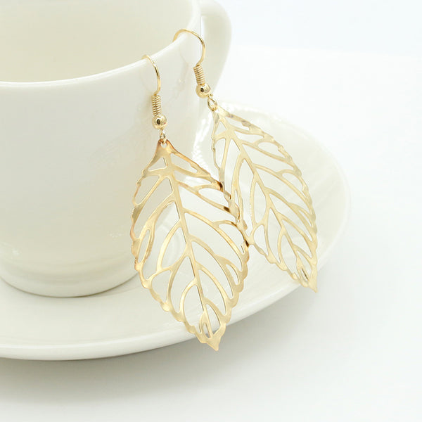 Hollow Leaf Earrings - Gold