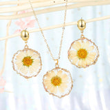Dried Daisy Earrings
